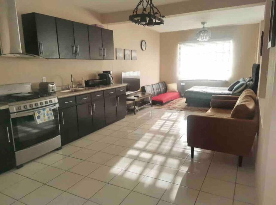 Otay Studio Great Patio Near Otay Crossing & Airport 티후아나 외부 사진