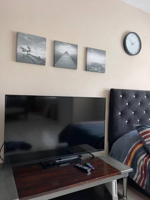 Otay Studio Great Patio Near Otay Crossing & Airport 티후아나 외부 사진